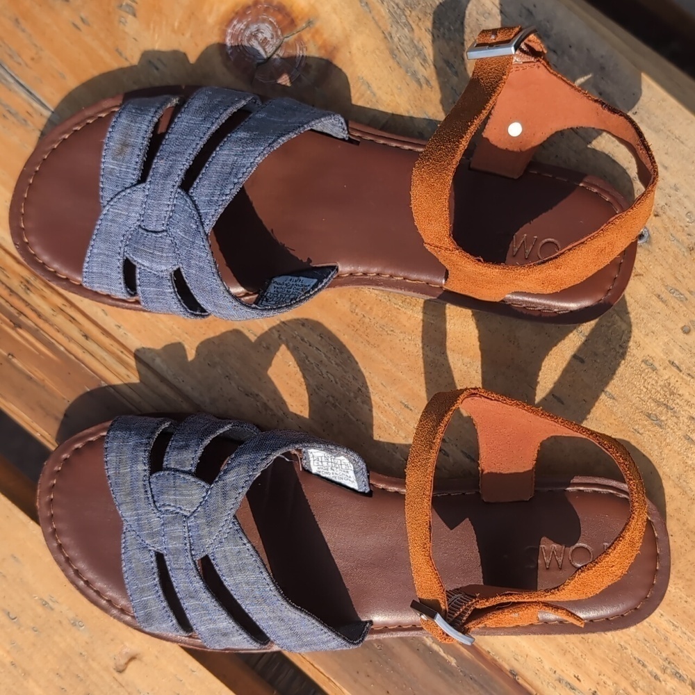 TOMS | Zoe Chambray Denim Straps Brown Suede Leather Sandals Size 8 - Picture 3 of 6
